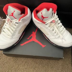 Air Jordan 5 Retro